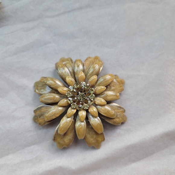 Lot of Vintage Floral Brooches - Picture 6 of 15